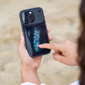 coque iphone 15 pro reveal warm magsafe stm noir