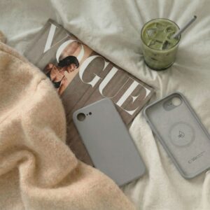 coque iphone 16e / 17e tech protect gris