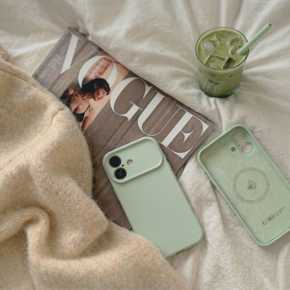 coque silicone magsafe pour iphone 17 tech protect sauge