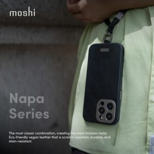 coque iphone 15 pro napa magsafe moshi brun fumé