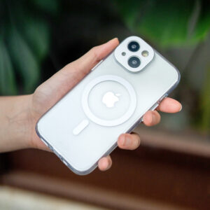coque iphone 15 pro max iglaze magsafe moshi argent