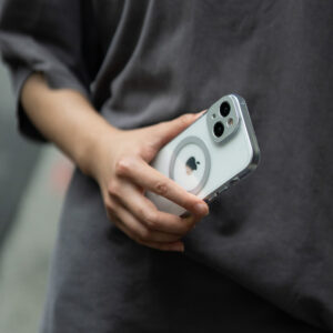 coque iphone 15 iglaze magsafe moshi gris météorite