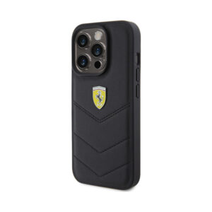 Coque iPhone 15 Pro Ferrari Quilted Metal Logo noire — visuel 2